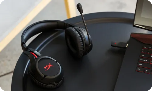 Auriculares inalámbricos para juegos negro/rojo HyperX Cloud Flight 3 @thumbs 1200 188f607713a327cd03f0de9d71f4608e959c3384