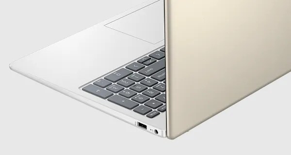 Laptop HP 15-FD0260LA Core I5-1334U 16 GB SSD 512 GB 15.6"
