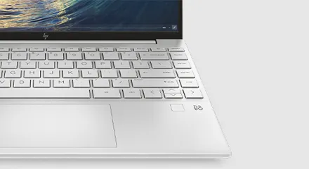 HP Notebook Pavilion Aero AMD Ryzen 5 7535U 13.3