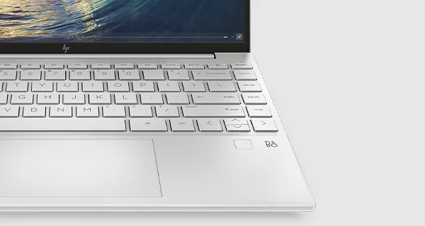 HP Notebook Pavilion Aero AMD Ryzen 5 7535U 13.3